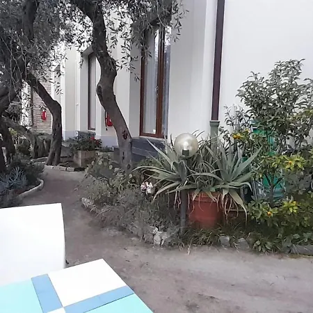 Frühstückspension La Palafitta Porto Venere